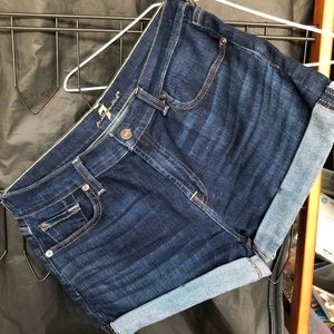 Seven for all mankind